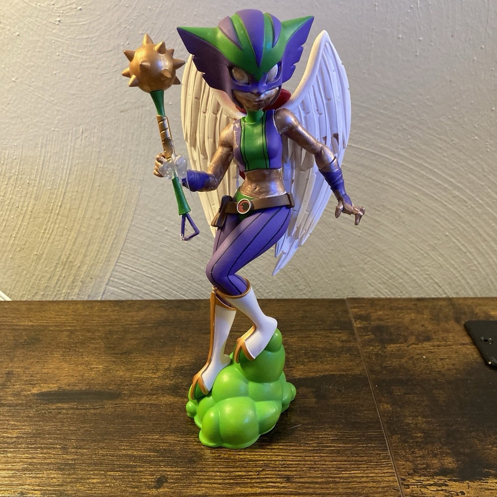 Hawkgirl DC Artists‎ Alley Limited Joker Variant See Details Statue